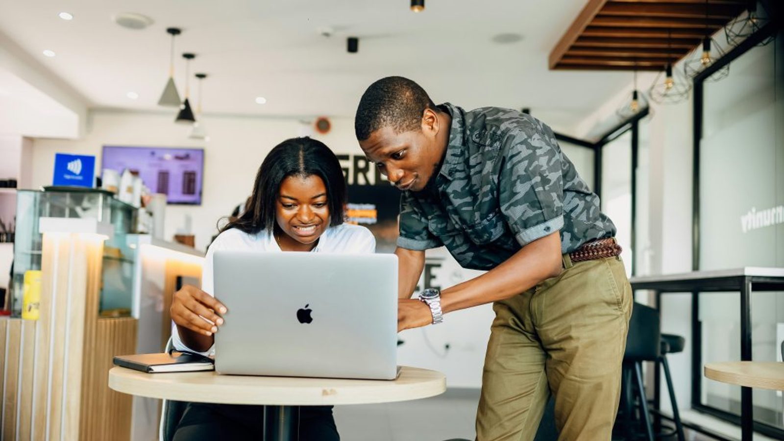 African investors pinpoint 4 key traits in fundable AI startups: local language, sticky software, licenses, revenue