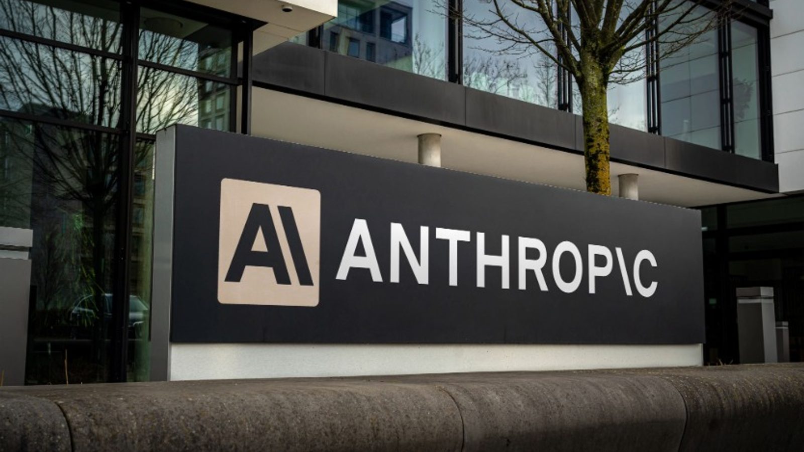 Anthropic warns AI losses could top insurance industry capacity